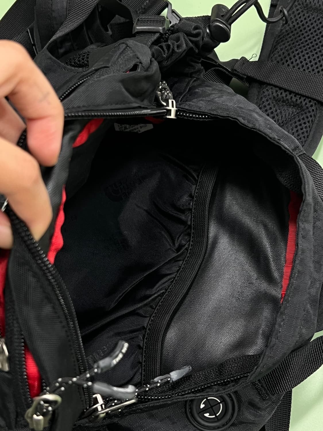 (OS) 노스페이스 테크 슬링백 백팩 상품이미지4