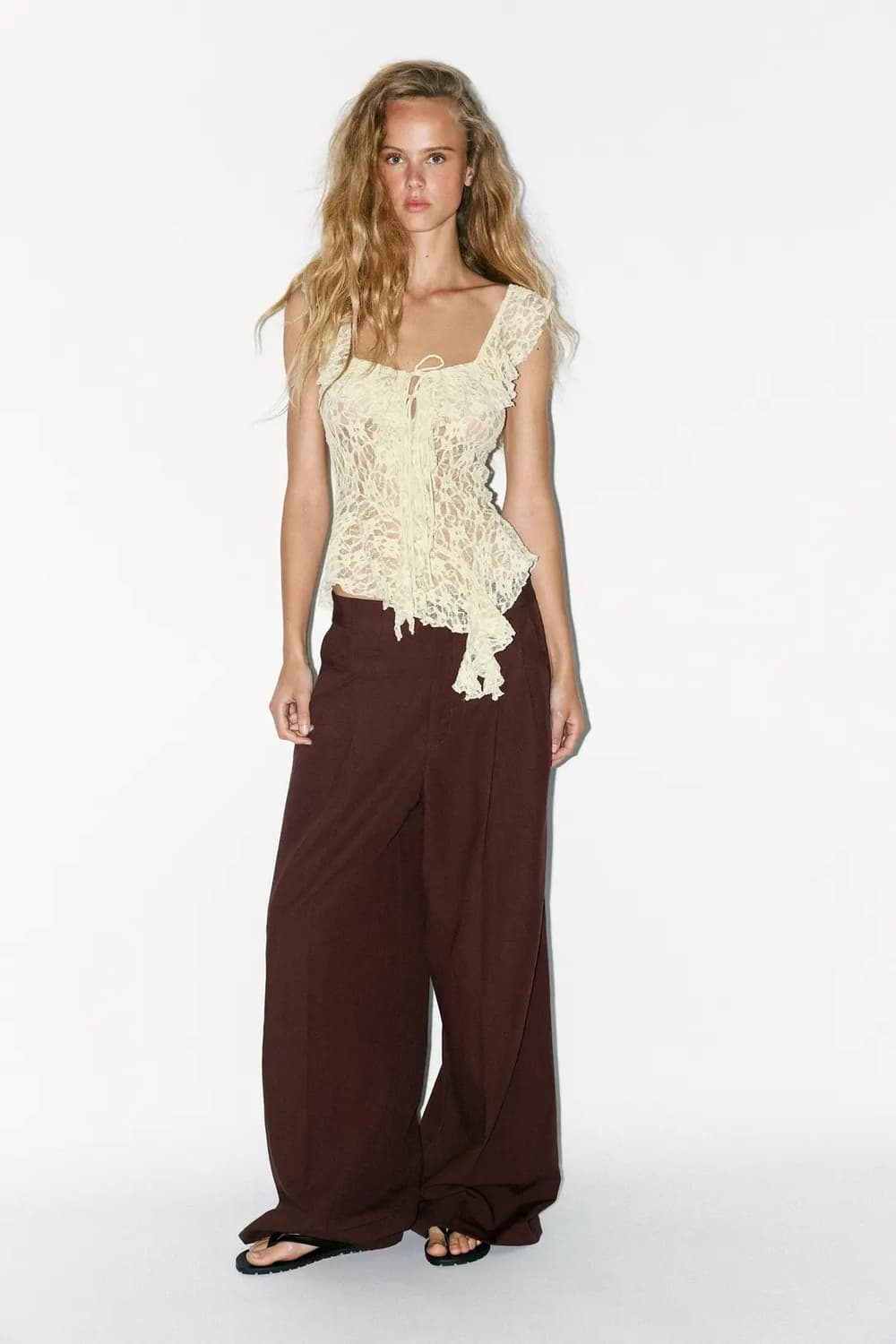 자라 레이스 러플 탑 상품이미지1