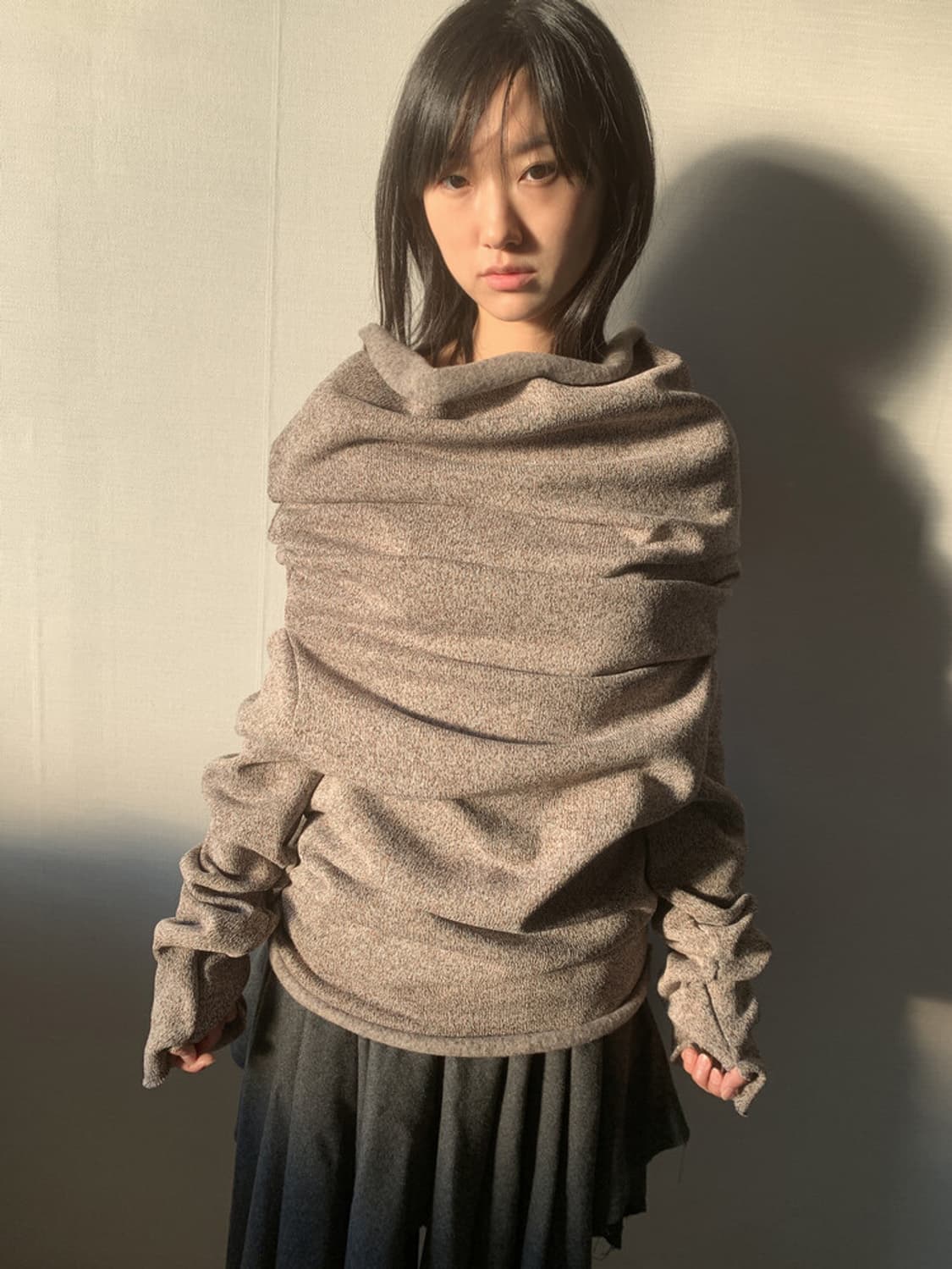 동은 dongeun loooong neck knit top  상품이미지1