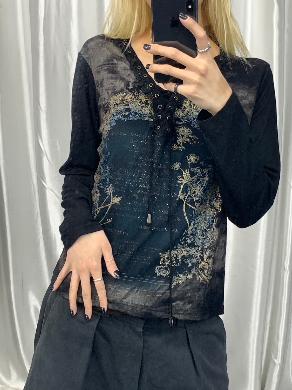 Deep Brown Eyelet Printed Long Sleeve 상품이미지2