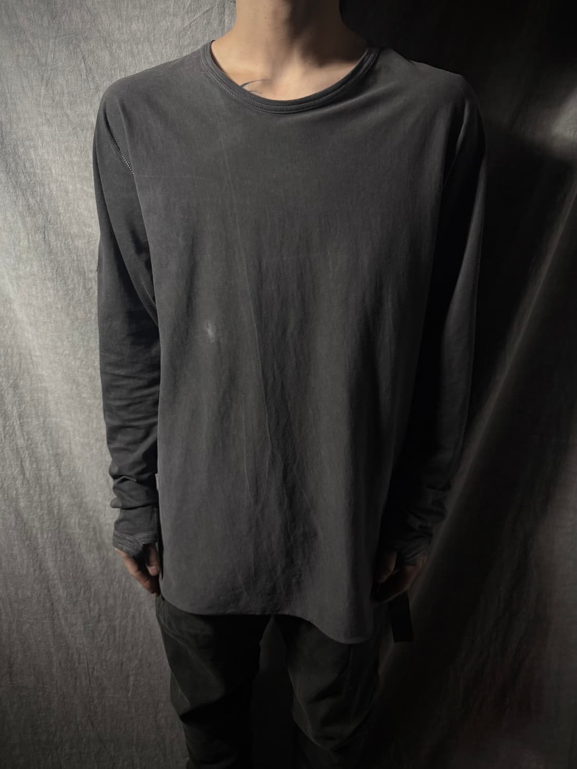 ISAAC SELLAM Garment Dyed Long Sleeve 상품이미지3