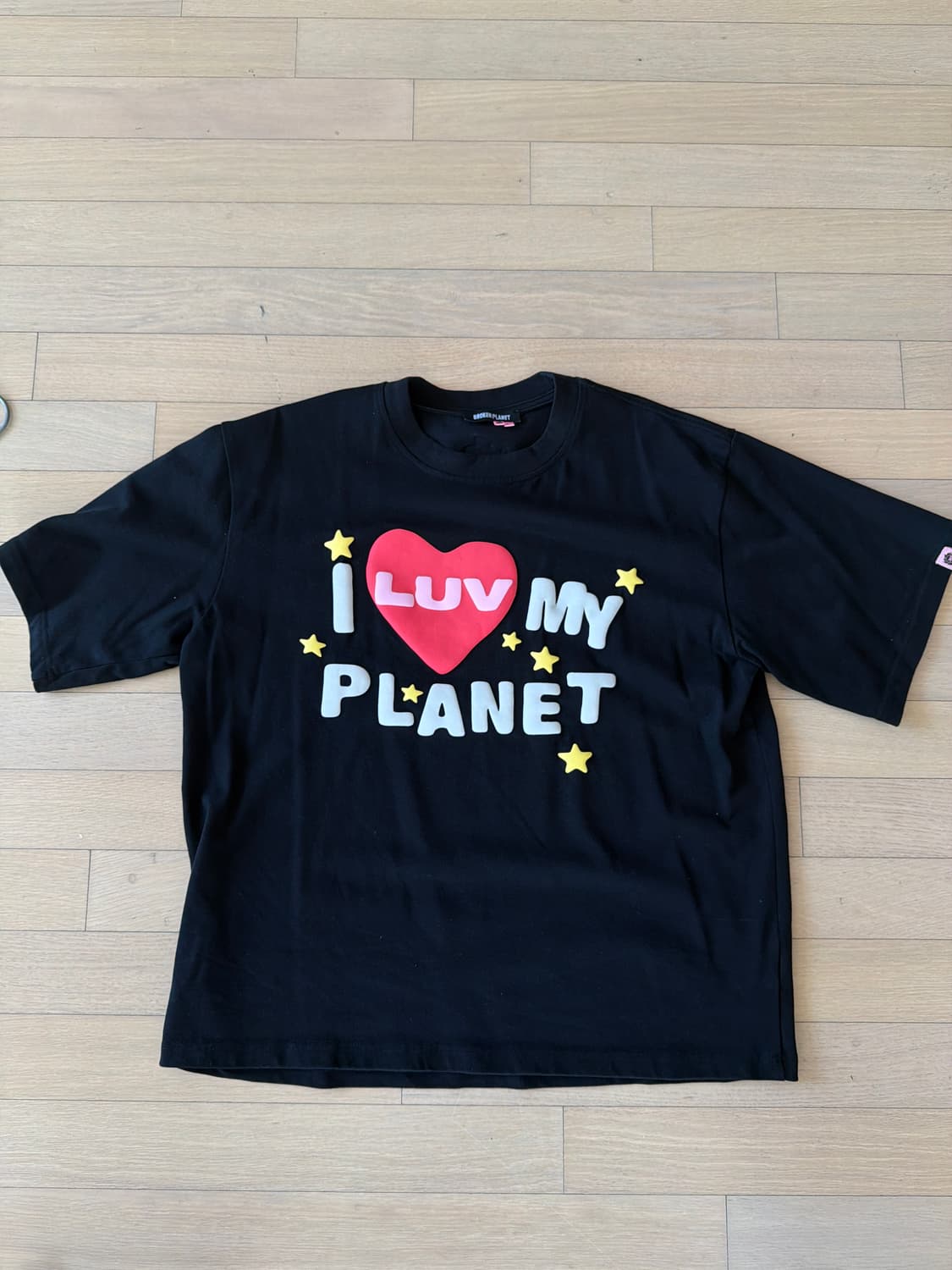 Broken Planet T-shirt 상품이미지1