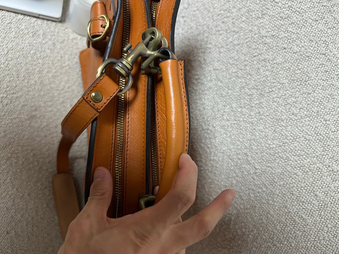 베라펠레 이태리 수제 가죽 서류 가방 팝니다 상품이미지6