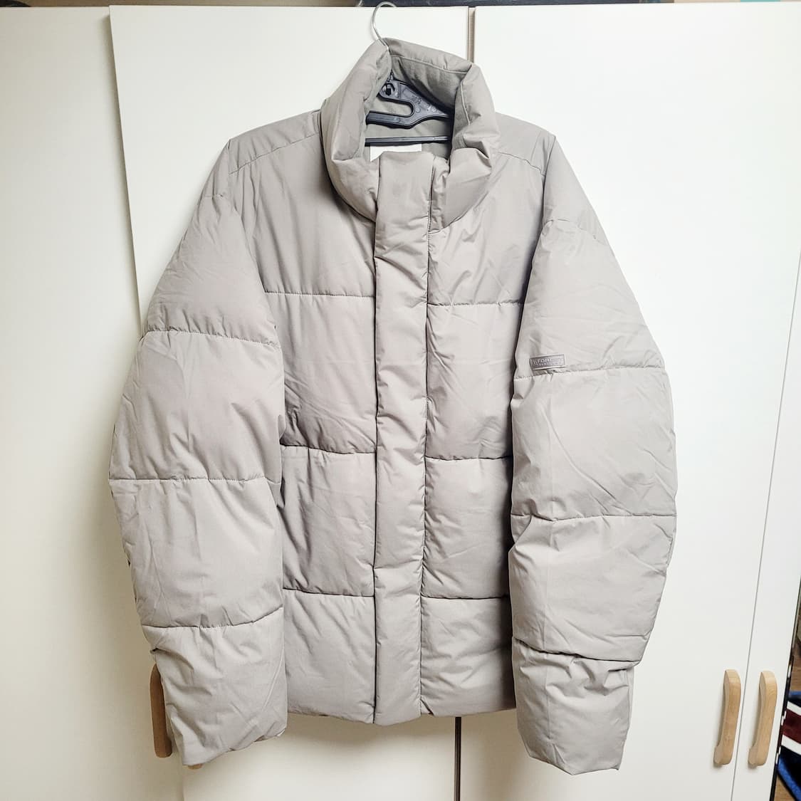 행텐 포레스트 하이넥 푸퍼 점퍼(라이트그레이) 상품이미지5