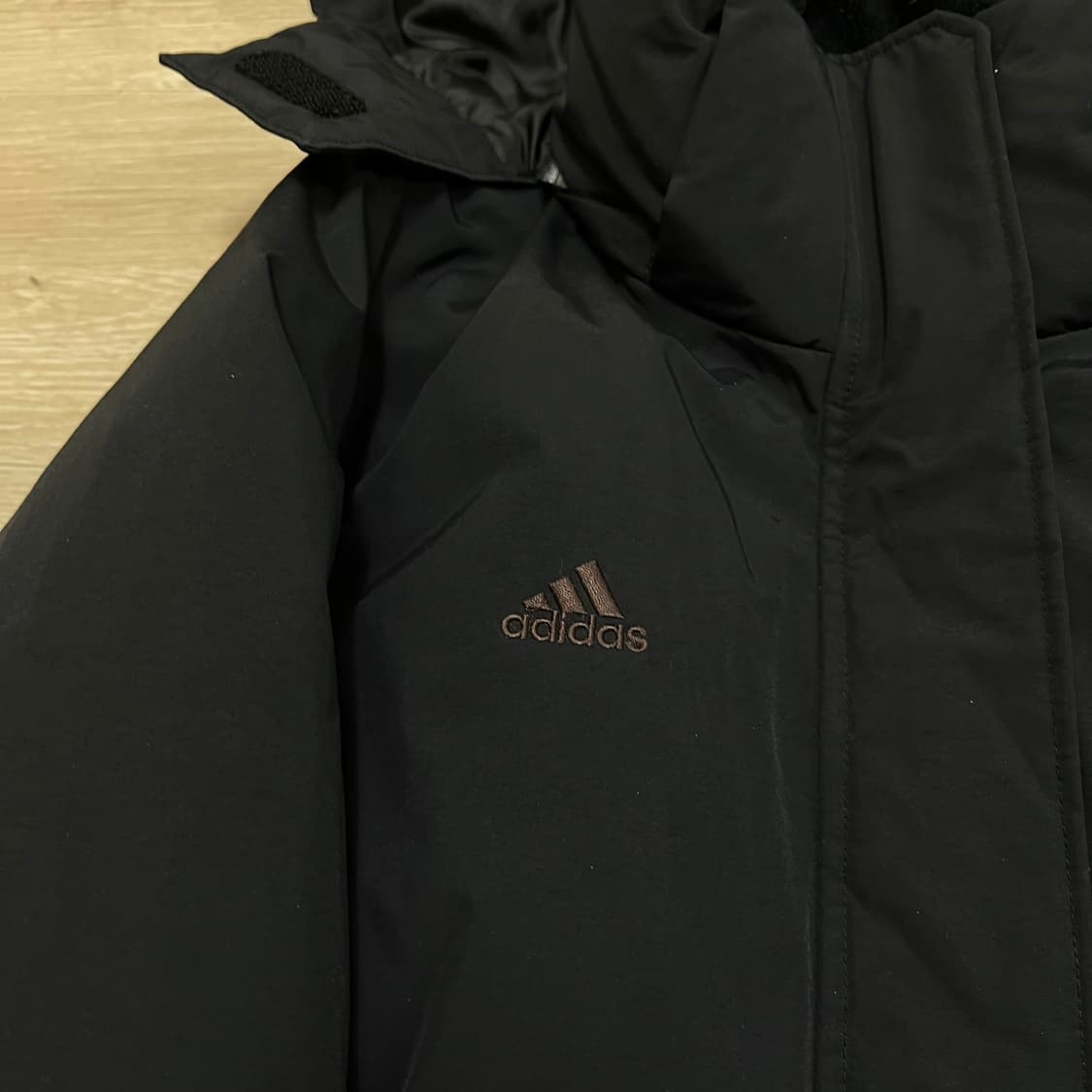 아디다스 덕다운 와펜 후드 파카 롱패딩 점퍼 [블랙] S/90 상품이미지5