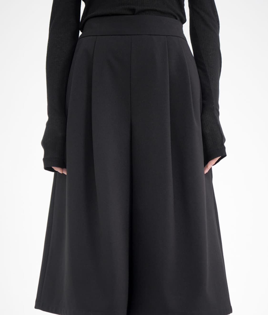 유노이아 Basic Bermuda Pants black 상품이미지7