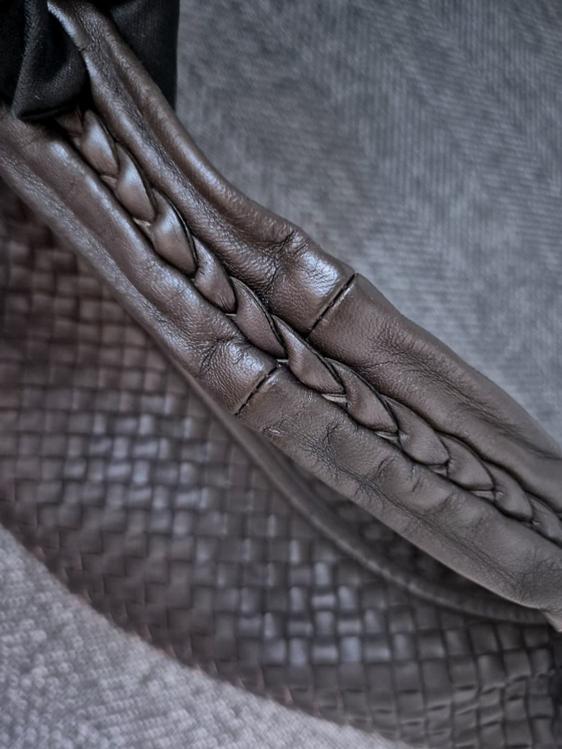 보테가베네타 인트레치아토 호보백 미듐  상품이미지8