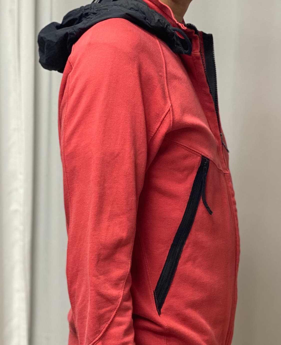 cp컴퍼니 고글 후드 집업 레드 105사이즈 상품이미지4