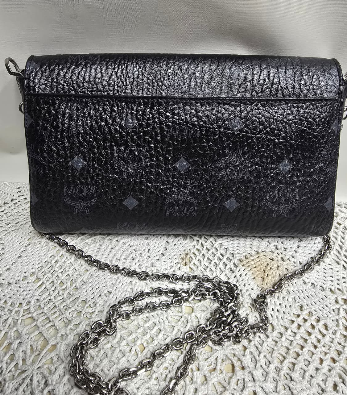 엠씨엠 비세토스 체인 미니 크로스백 상품이미지2