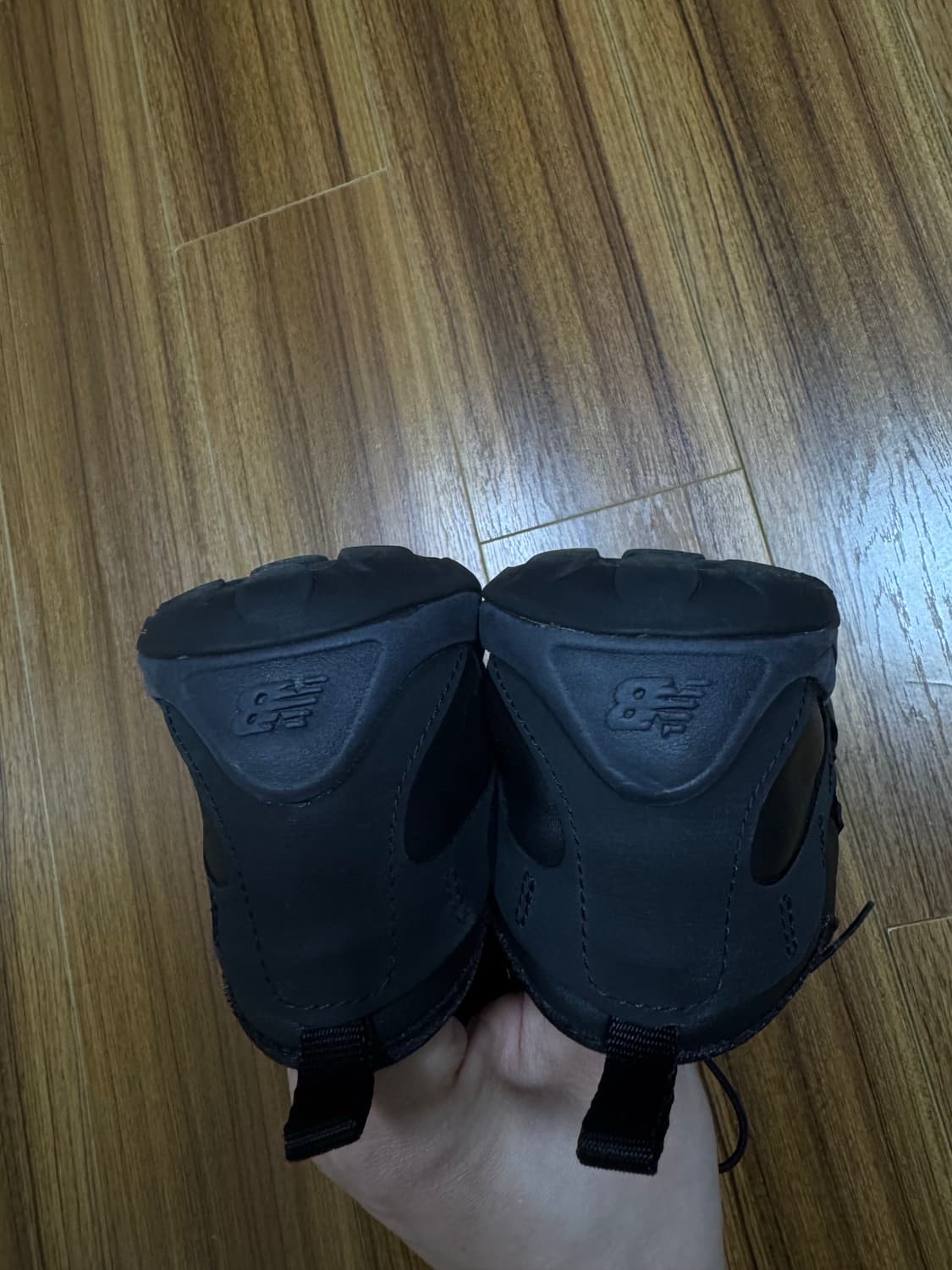 [260] 이세이미야케x뉴발란스 MT10O 블랙 팝니다 상품이미지4