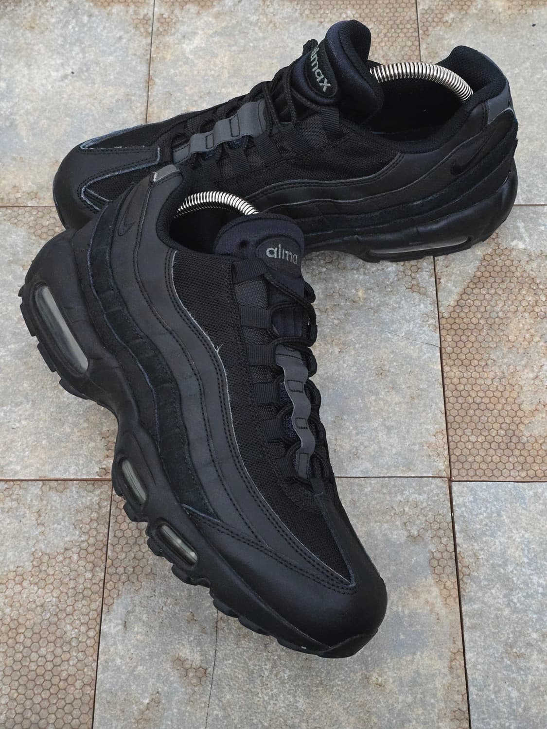 (280)나이키 에어맥스 95 트리플 블랙 상품이미지6