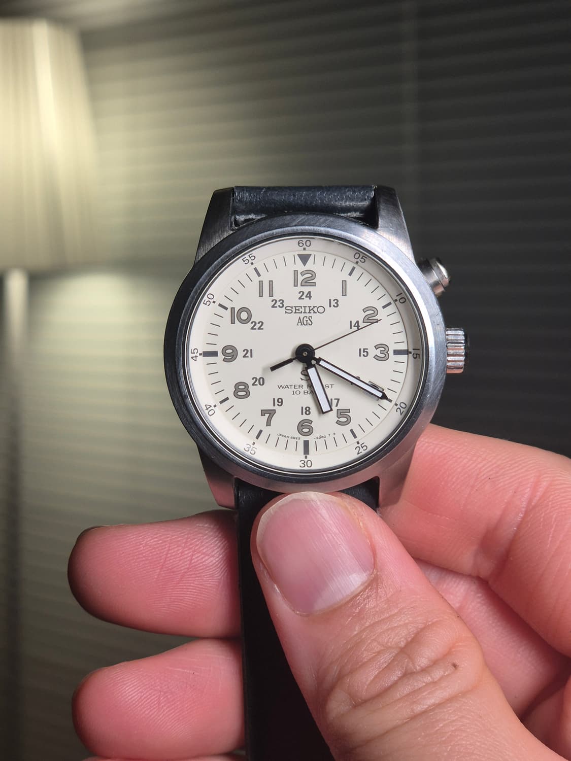 90's Seiko ags 충전식 쿼츠 필드워치 상품이미지2