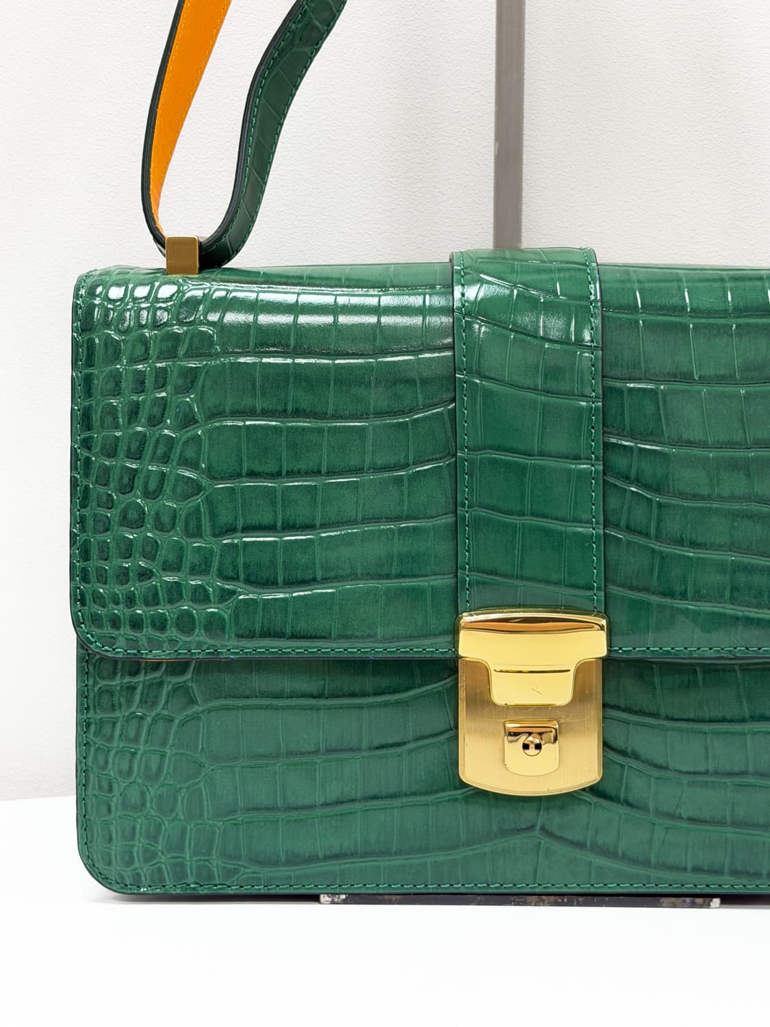 르슈아 드 주이 크로커다일 패턴 레더 숄더백 상품이미지2