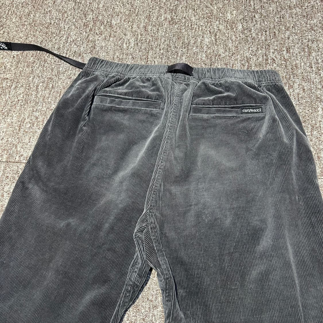 XL) 그라미치 애쉬그레이 루즈테이퍼드 팬츠 코듀로이 상품이미지4