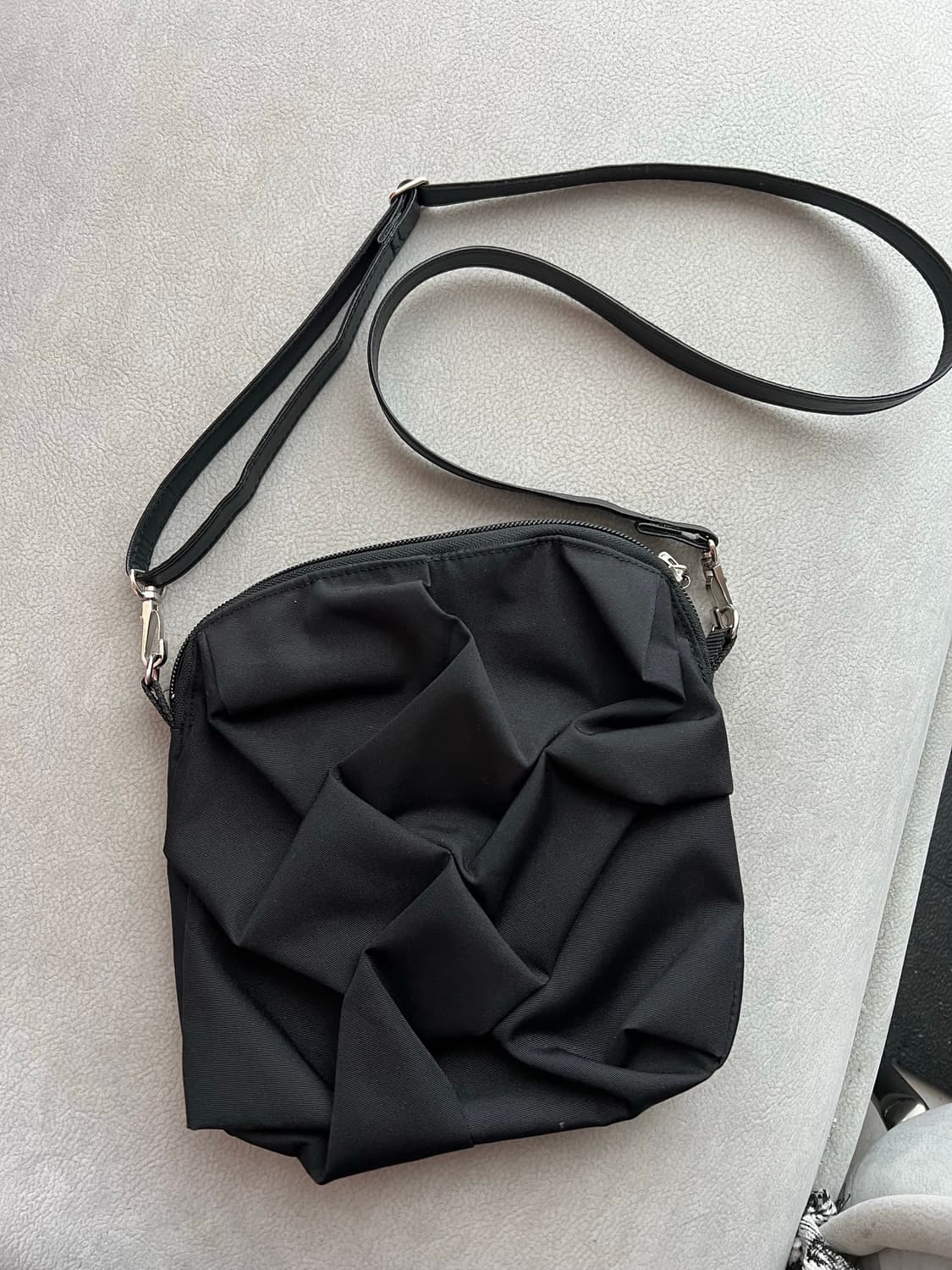 Gomme 곰므 크로스백 상품이미지1