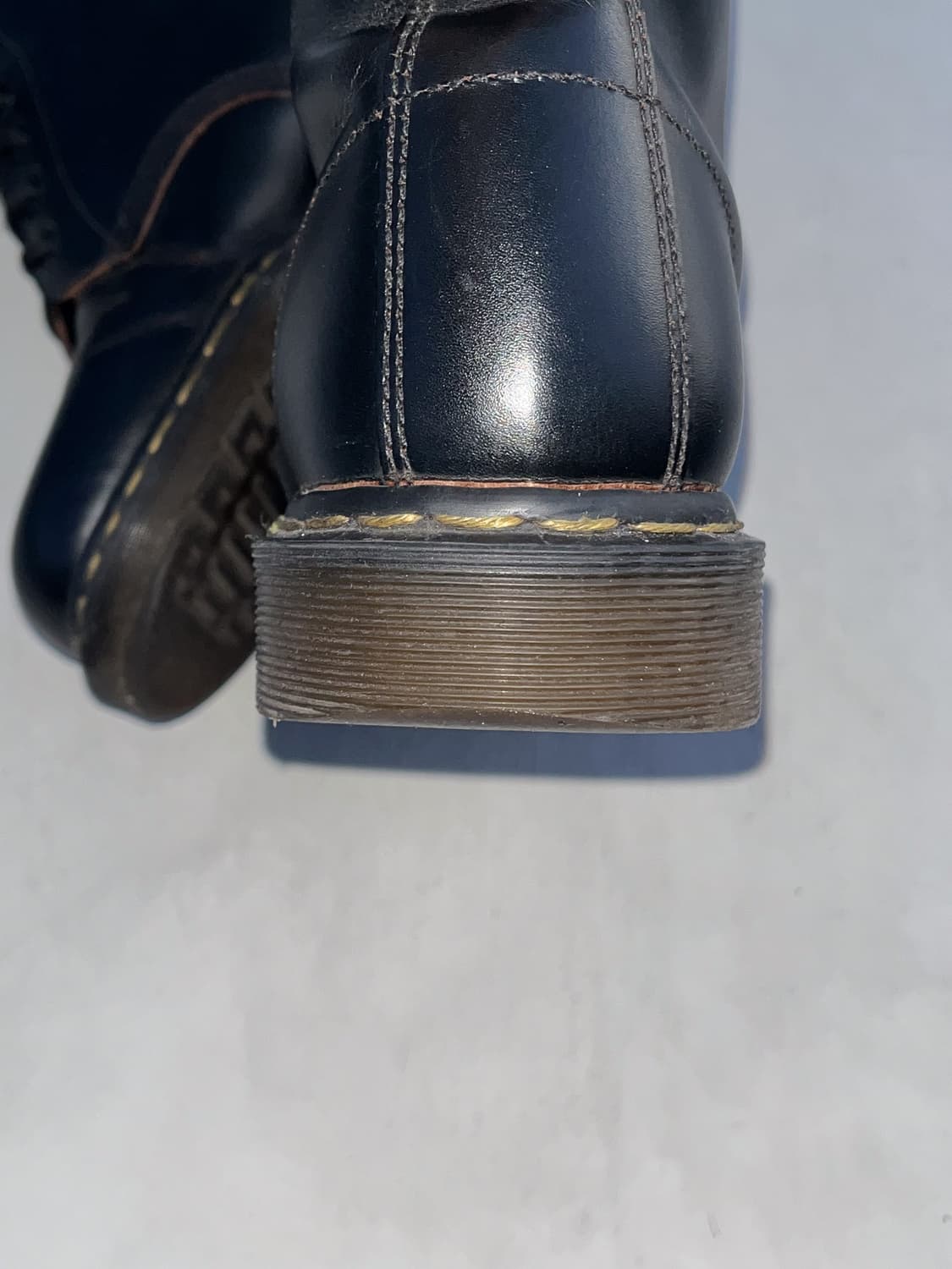 Dr. Martens 1490 MIE (UK 9) 10홀 상품이미지6
