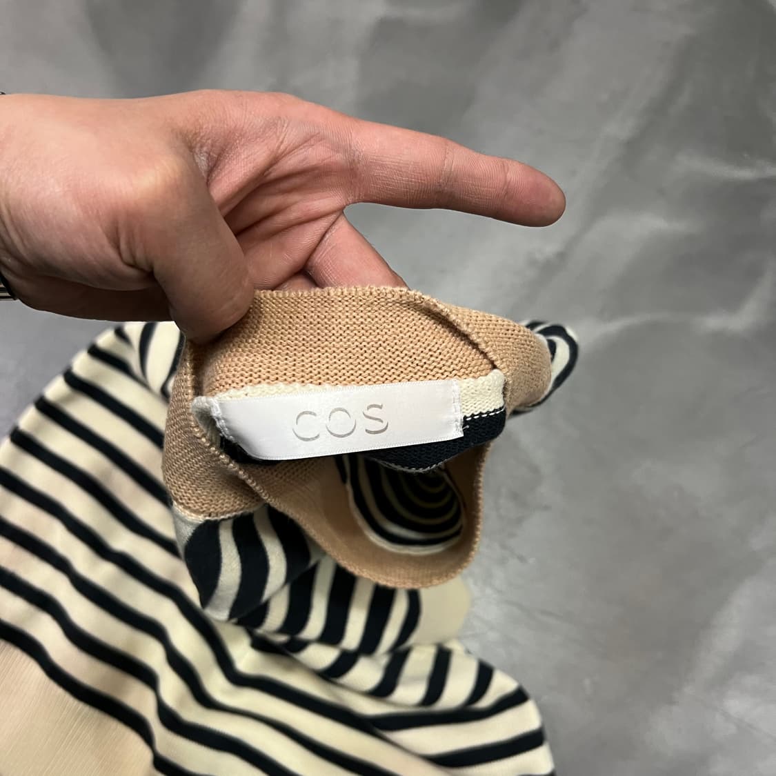  코스 스트라이프 하프 니트 y15829 상품이미지5