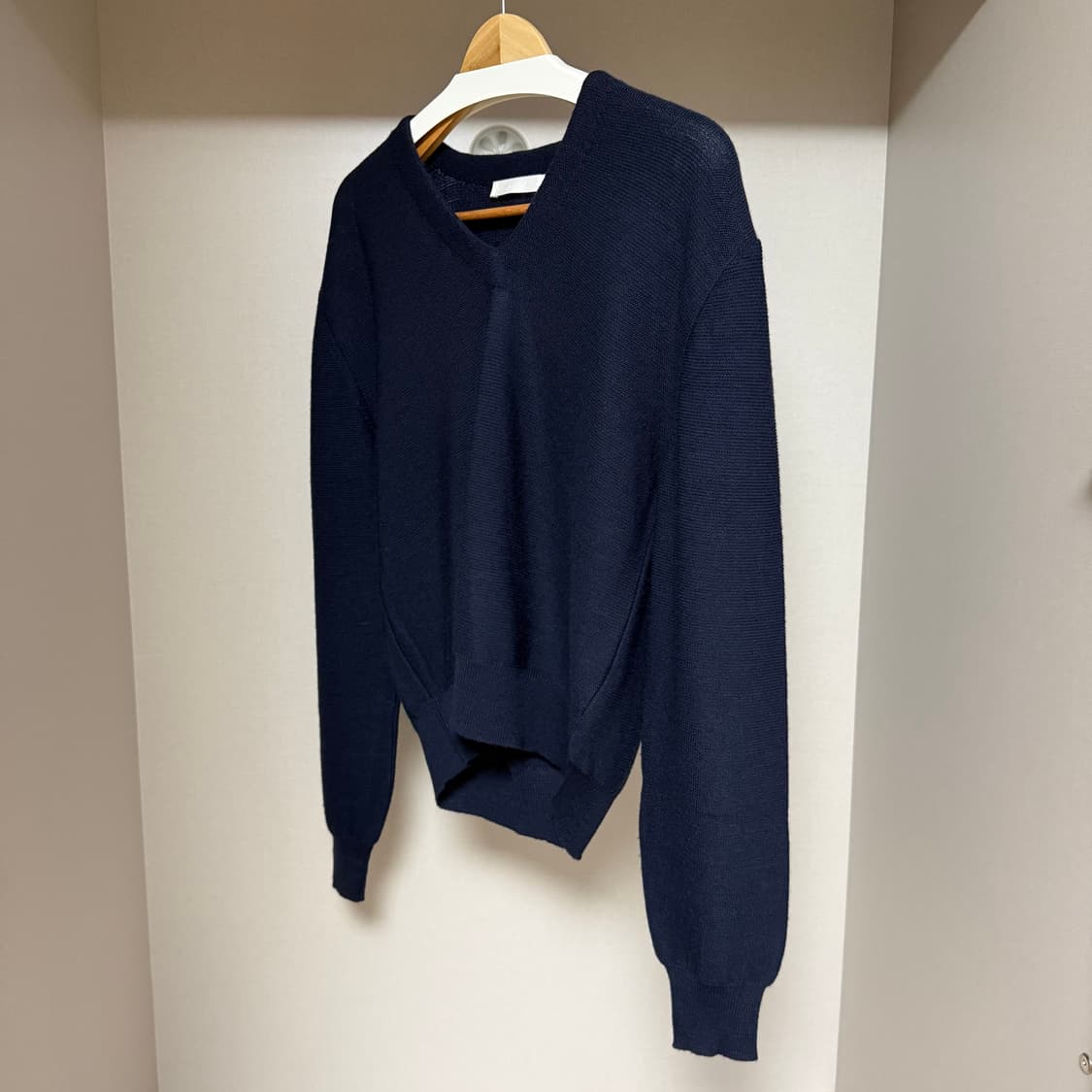 [95-100] 아이엘 니트 네이비  Aieul DV Knit Navy 상품이미지3