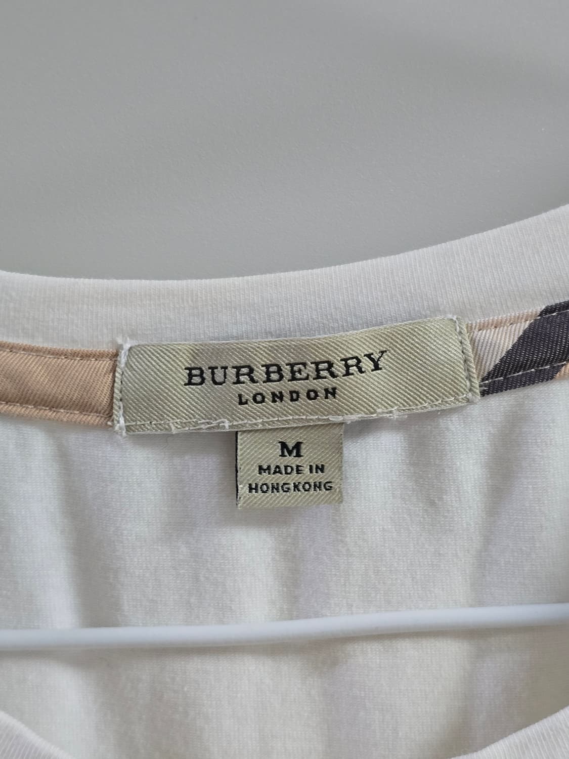 Burberry 버버리 화이트 반팔 티셔츠 M 상품이미지5