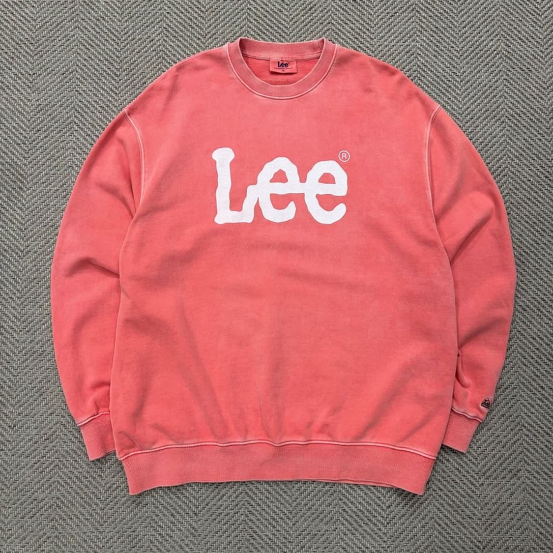 lee 피그먼트 로고 맨투맨 v2237 상품이미지1