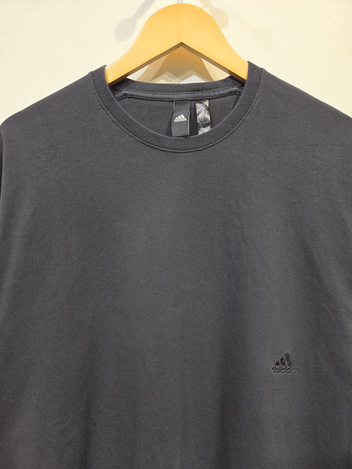 아디다스 스포츠웨어 워드 루즈핏 긴팔 티셔츠 상품이미지3