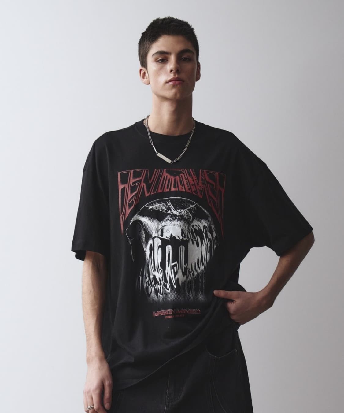 메종미네드 STICKY 블랙 반팔 티셔츠 L 상품이미지2