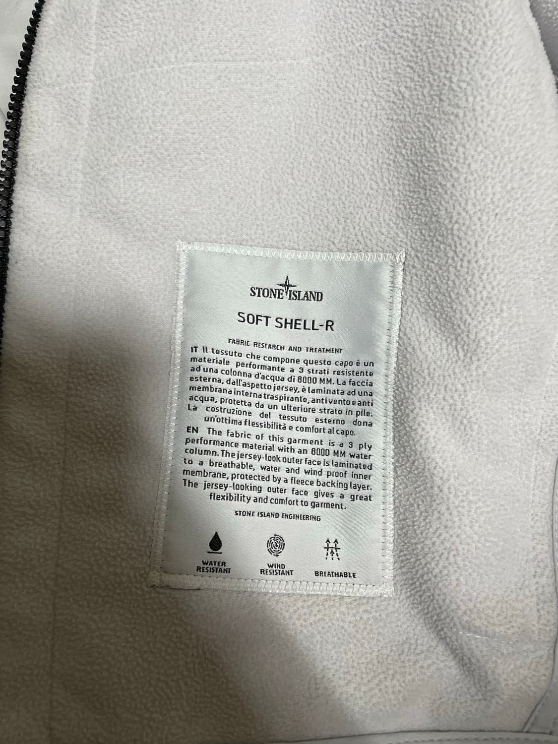 스톤아일랜드 소프트쉘 자켓 상품이미지4