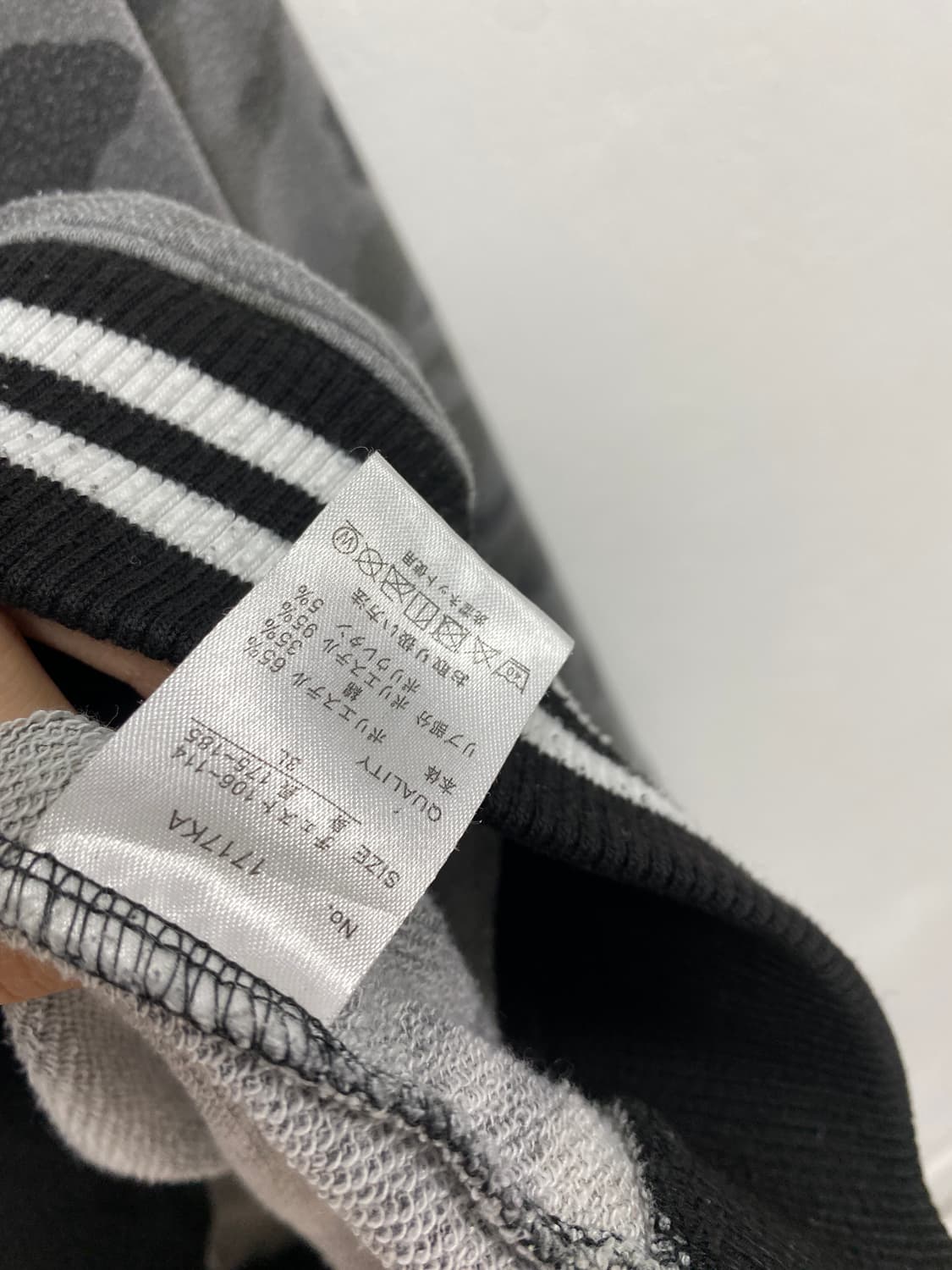 [UP! SMILE] 그레이 카모 y2k 포켓 후드집업 상품이미지10