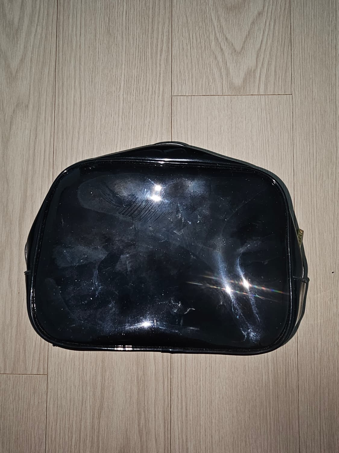 토리버치 에나멜 파우치  블랙 상품이미지2