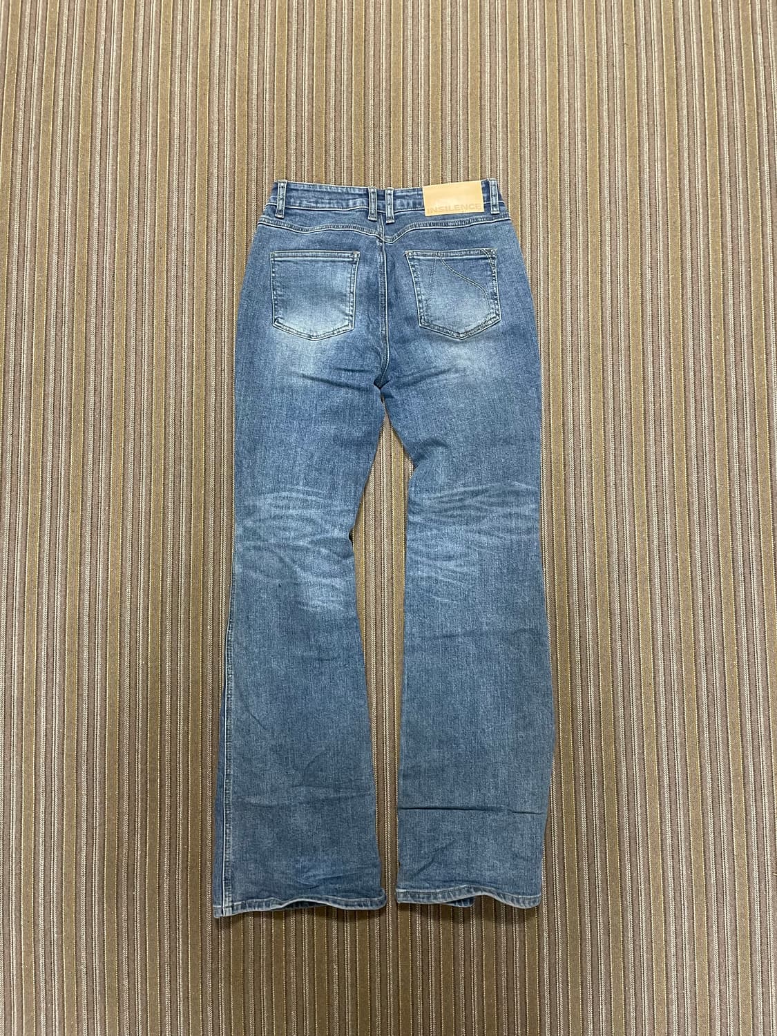 인사일런스 부츠컷 데님 상품이미지3