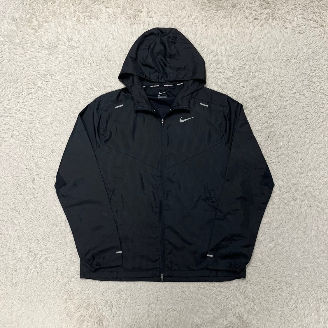 나이키 러닝 바람막이 상품이미지1