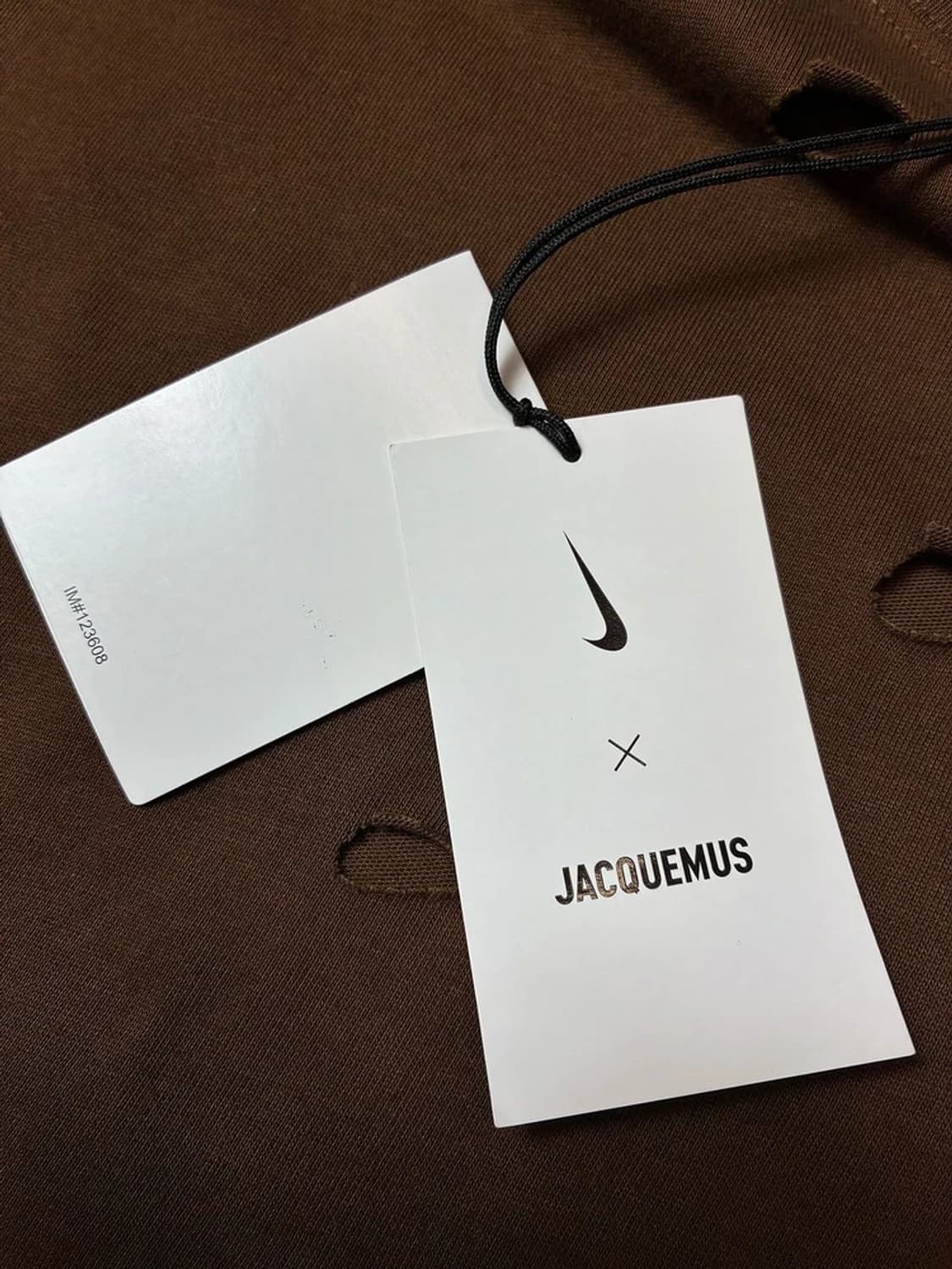 나이키 x 자크뮈스 24ss 펀칭 스우시 티셔츠 PN8242 상품이미지8