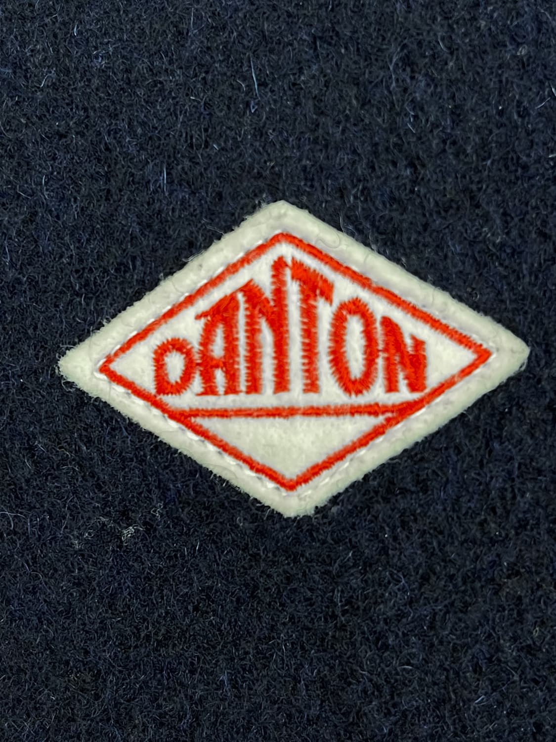 단톤 19aw 카라리스 울 자켓 상품이미지6