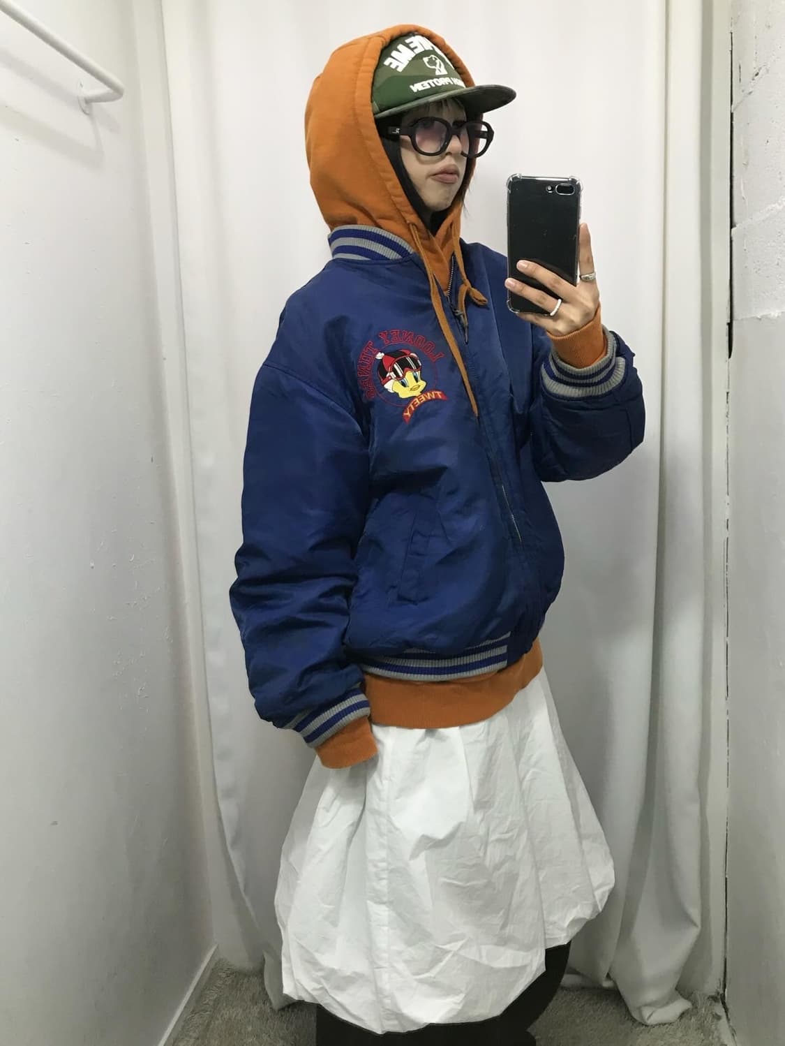 Looney Tunes Embroidery Varsity Jacket 상품이미지6