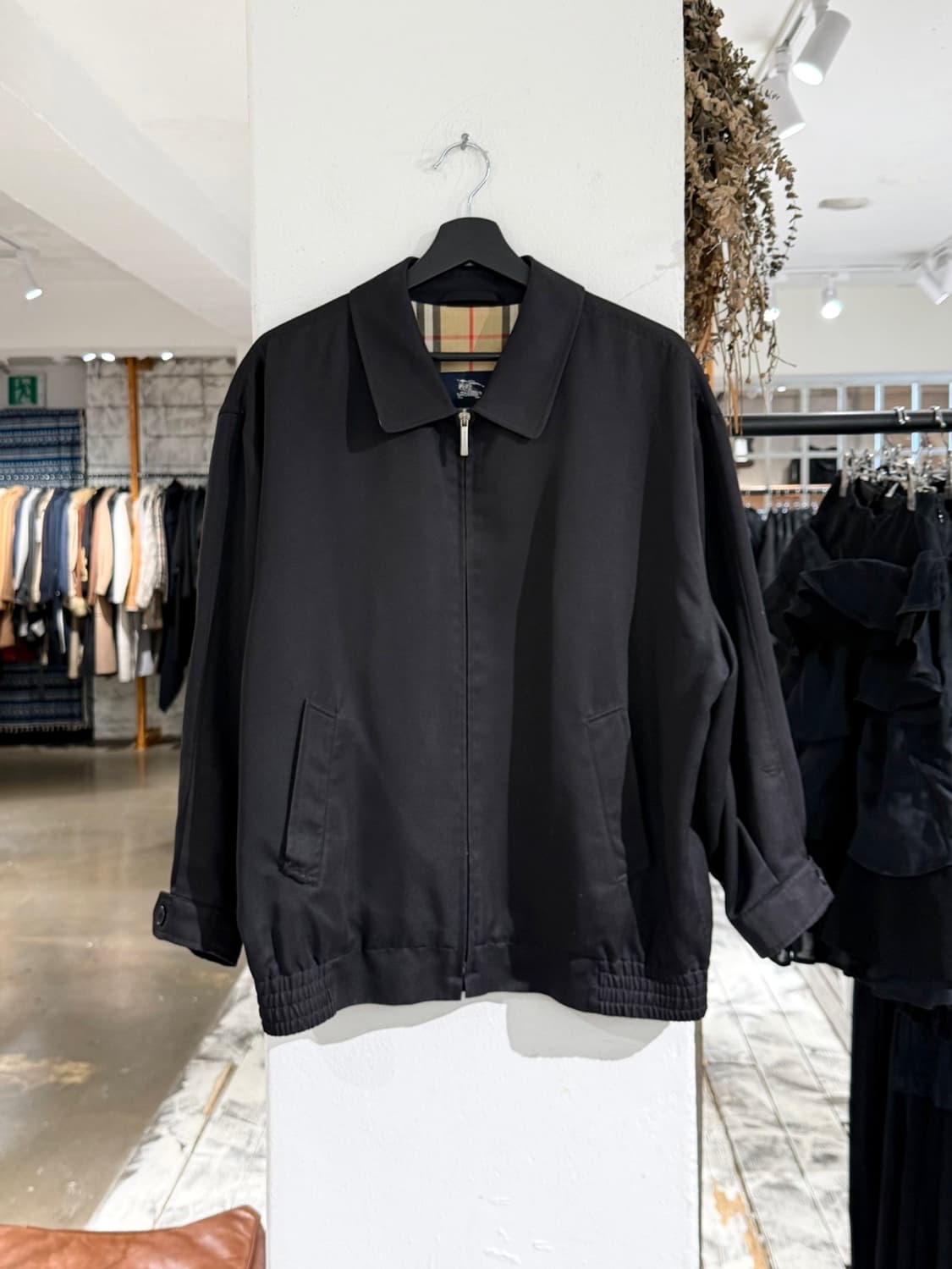 버버리 블랙 클래식 레이온 블루종 자켓 상품이미지1