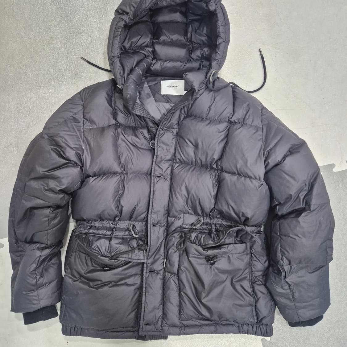 아웃스탠딩 카라코람 구스 패딩 2사이즈 블랙 상품이미지1