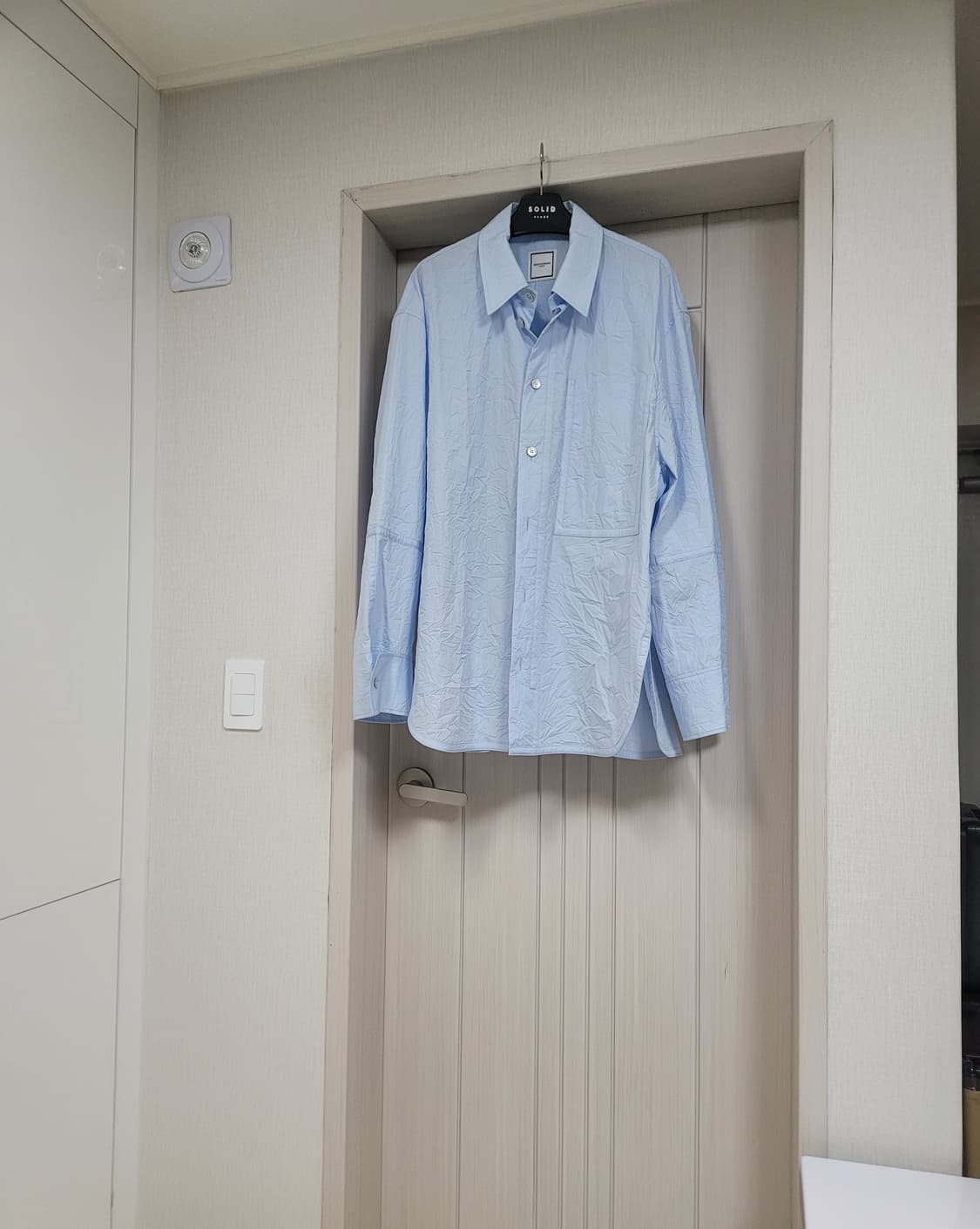 우영미 21SS 크링클 셔츠 블루 50사이즈 상품이미지7