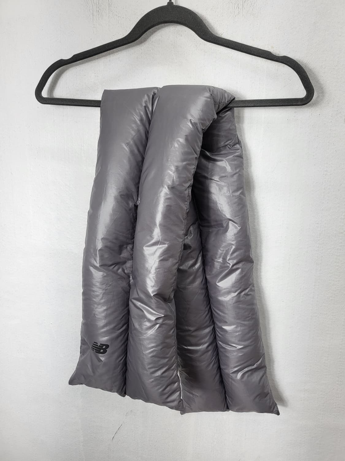 뉴발란스 구스패딩 고리 머플러 실버 새제품급 상품이미지2