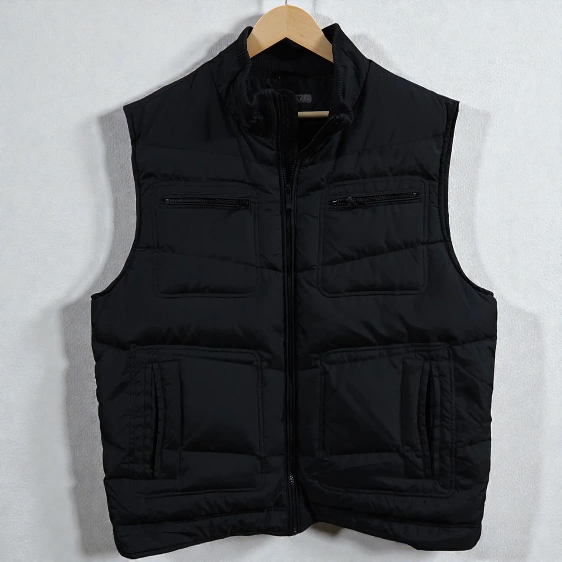 105~110)DKNY 덕다운 패딩 조끼 블랙 상품이미지1