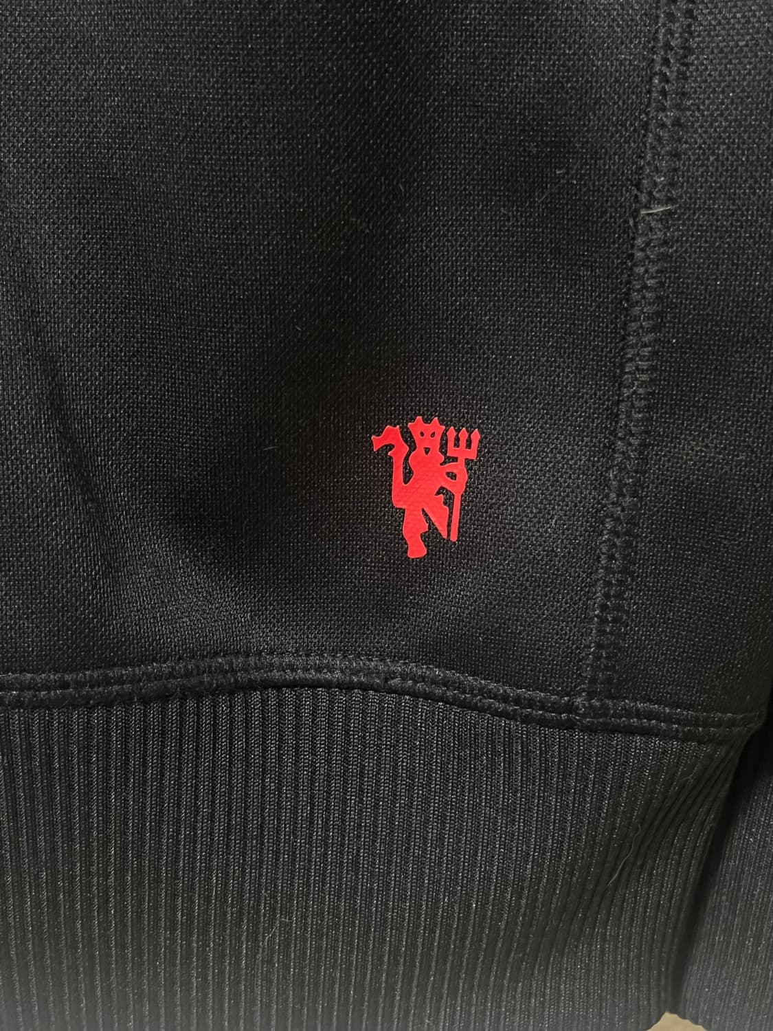 아디다스 맨유 트랙탑 져지 검빨 S 상품이미지3