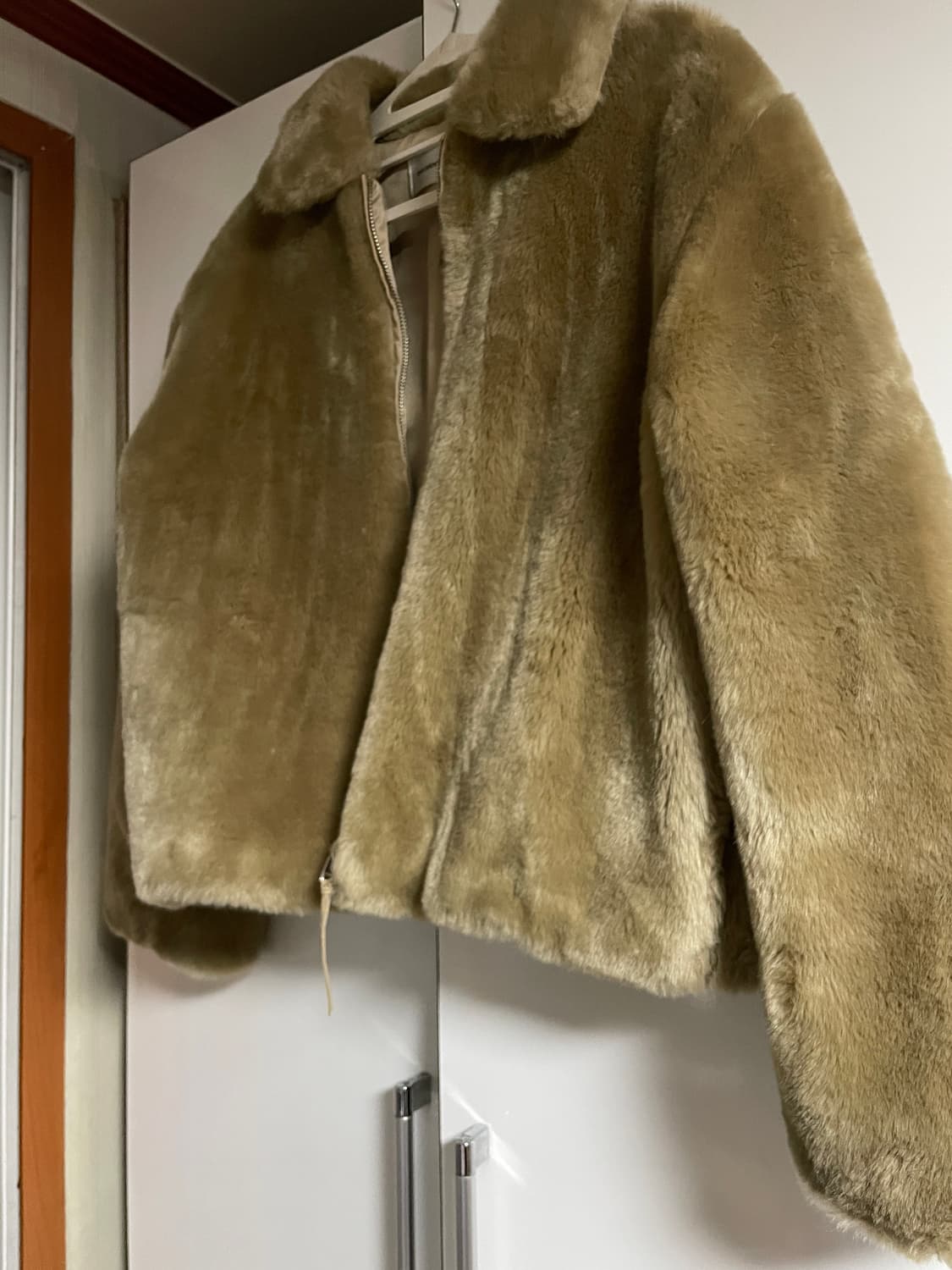 더오픈프로덕트 퍼 크롭 자켓 상품이미지4