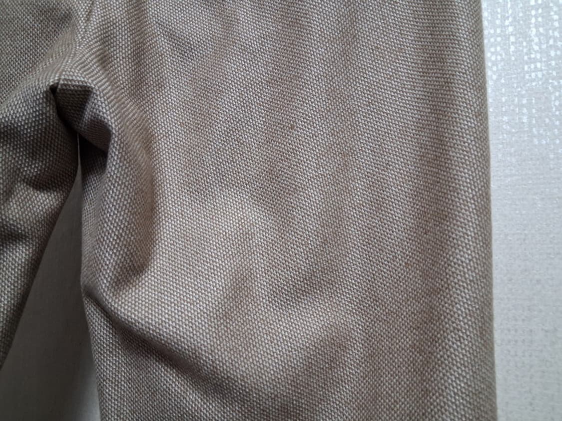 일본판 아쿠아스큐텀 실크혼방 순모 슬랙스 울팬츠 28인치

원산지 일본
 상품이미지7