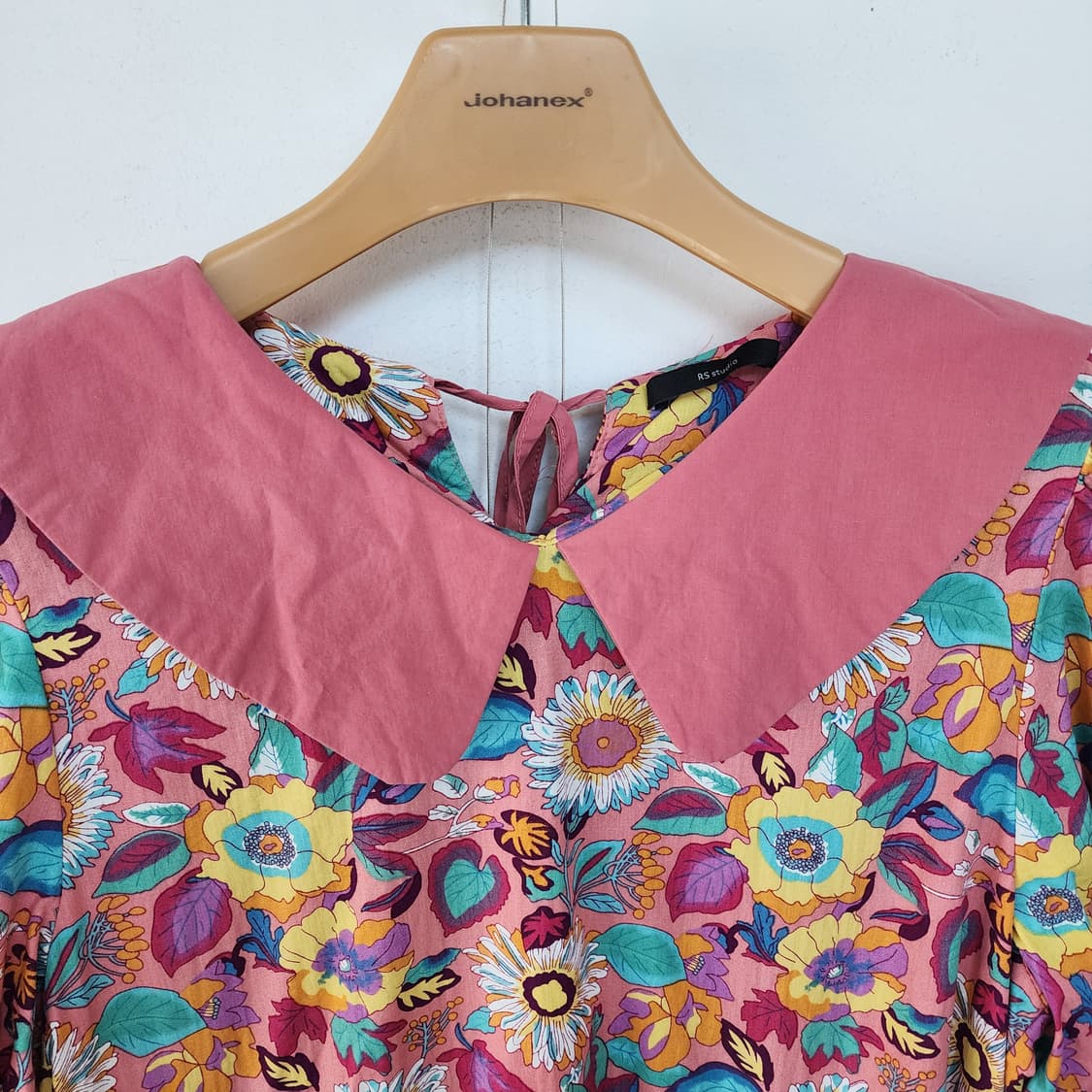 RS 스튜디오 플라워 패턴 핑크 빅카라 롱 원피스 상품이미지3