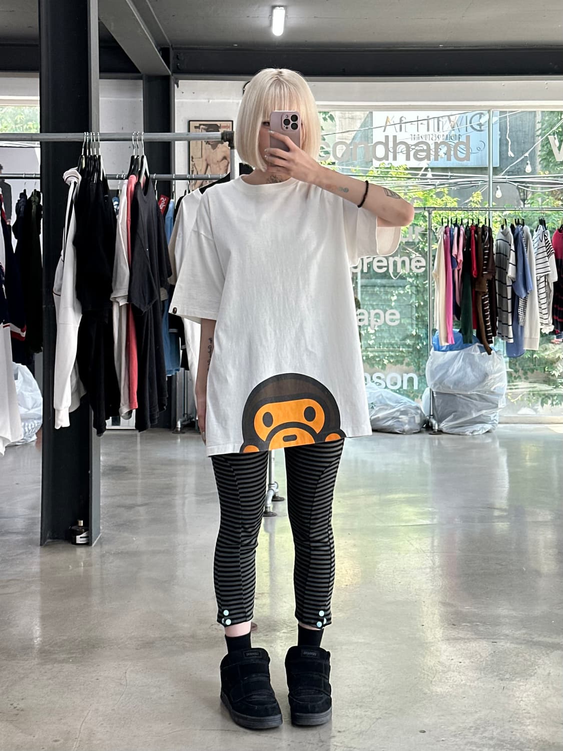 베이프 베이비 마일로 피킹 화이트 오버핏 반팔 티셔츠 상품이미지1