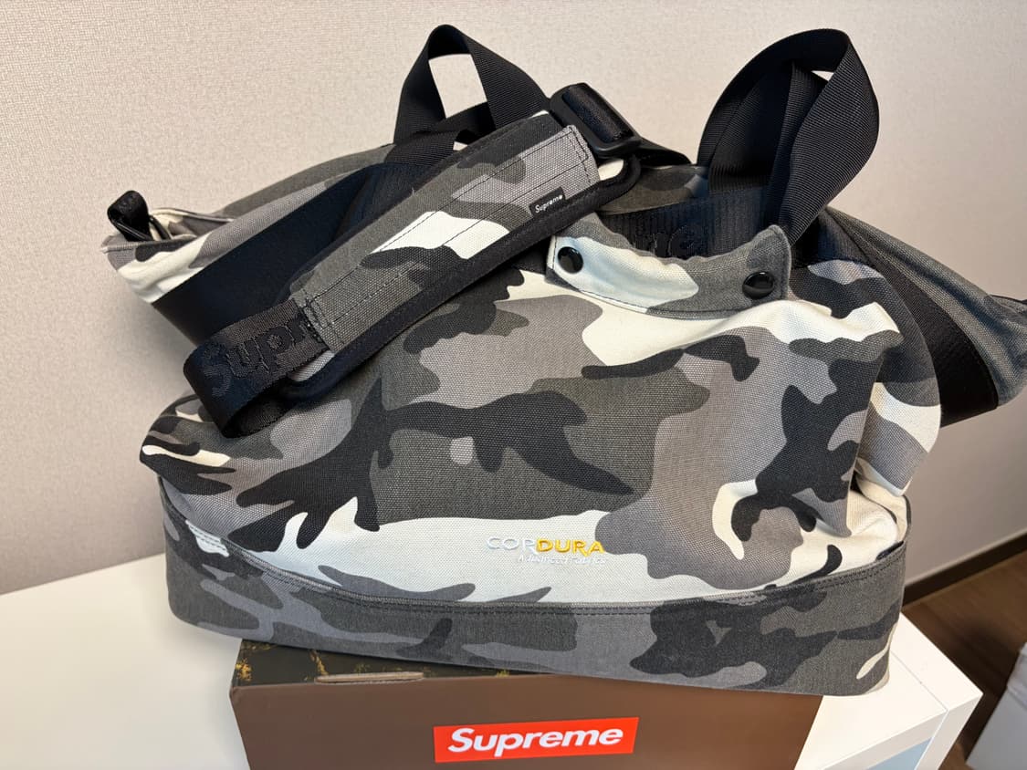 Supreme Tote Bag Snow Camo - 25SS 상품이미지3