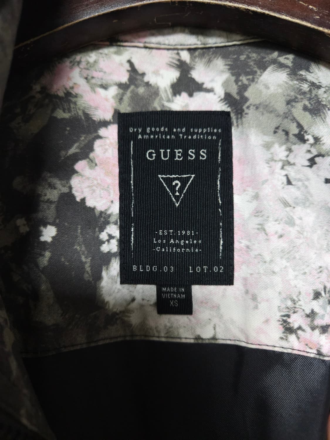 게스 체리블라썸 플라워 야상 자켓 (85/XS) 상품이미지5