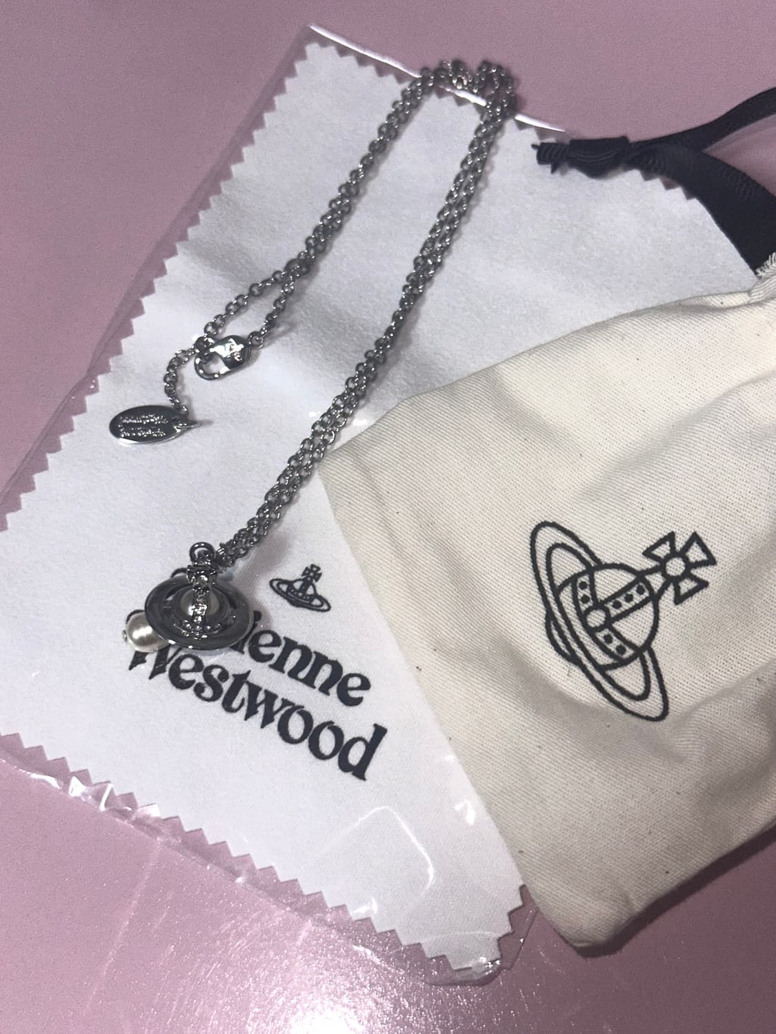 비비안 웨스트우드 알렉사 orb 진주 목걸이 상품이미지1