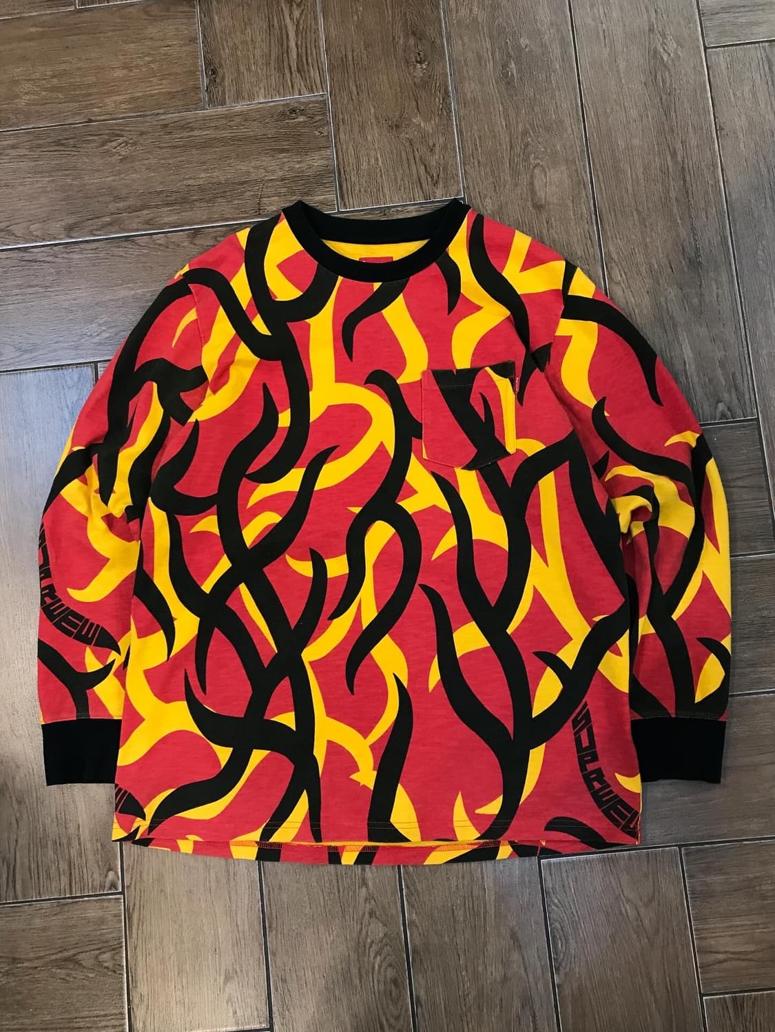 Supreme Red Tribal Pocket L/S - 19Fw 상품이미지6