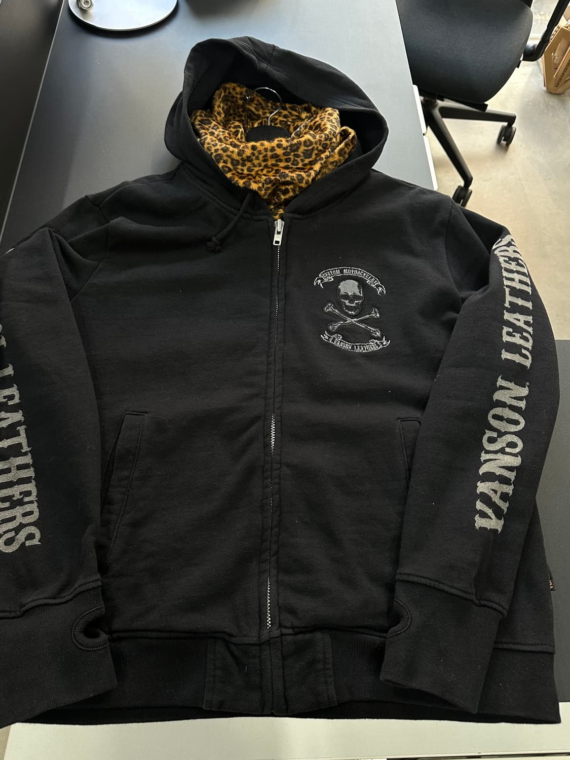 벤슨 스컬 넥핸드워머 레더호피 후드자켓 상품이미지6