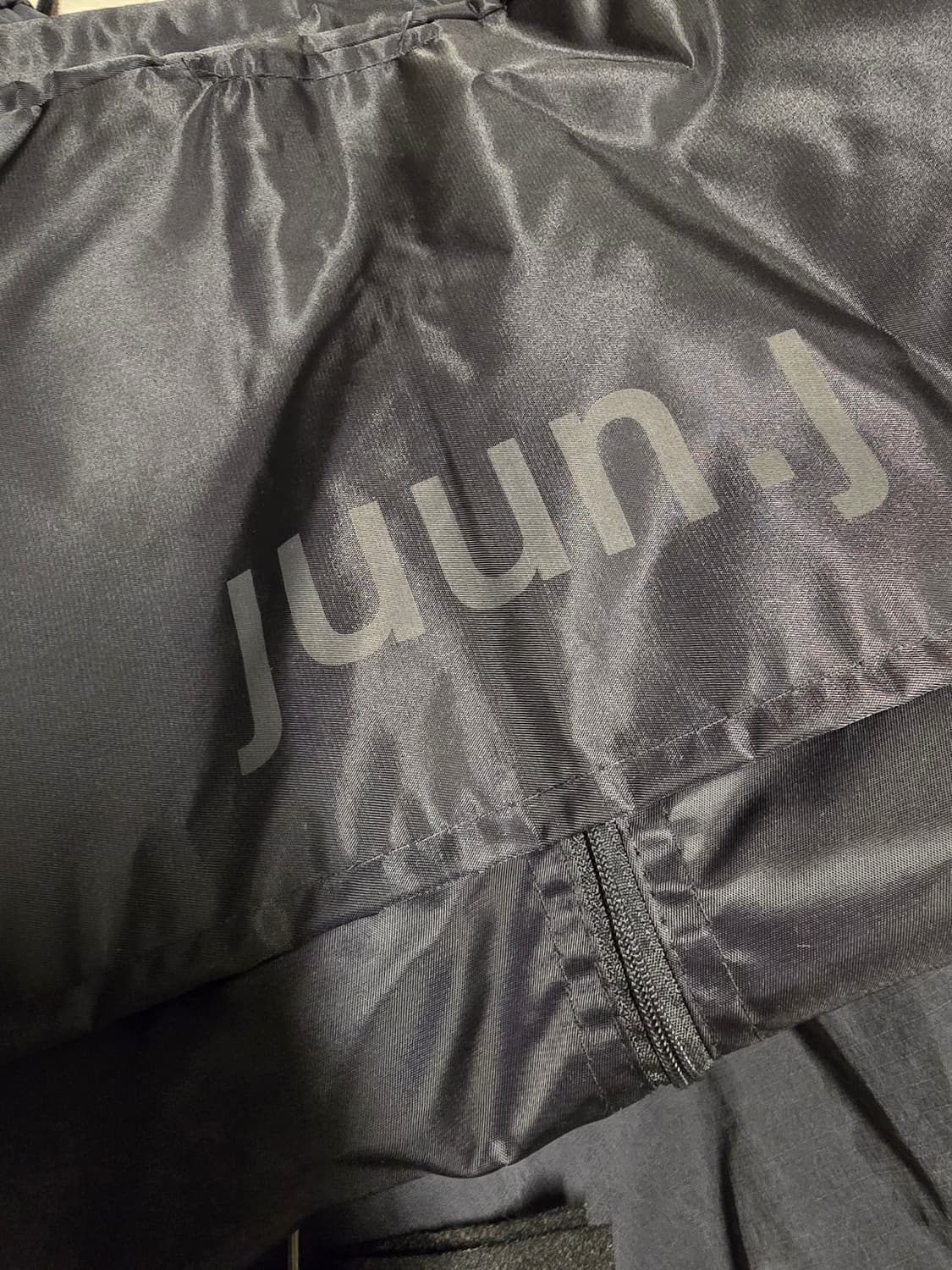 준지 25fw 솔트 슈링크 트랙 팬츠 블랙 46 새제품 상품이미지4